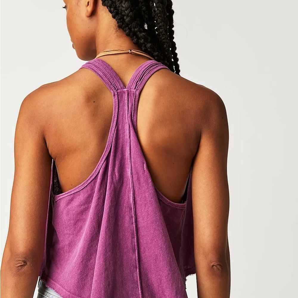 We The Free Tank - Picture 2 of 6